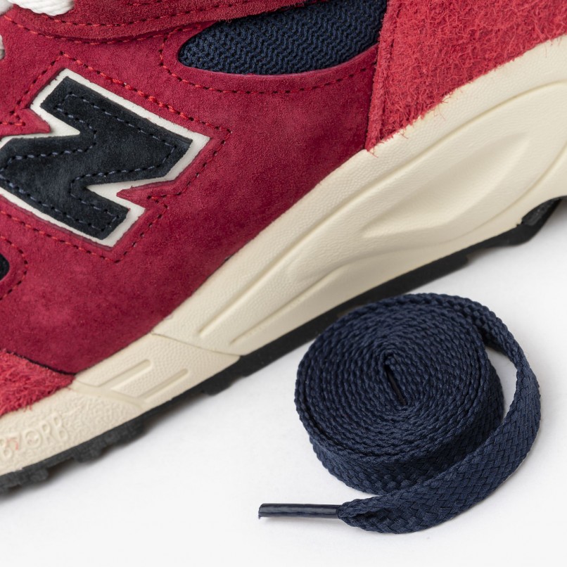 New Balance M990