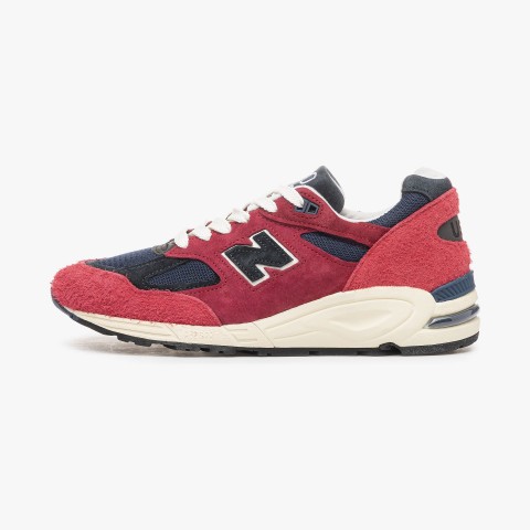 New Balance M990