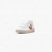 Veja V-10 Leather