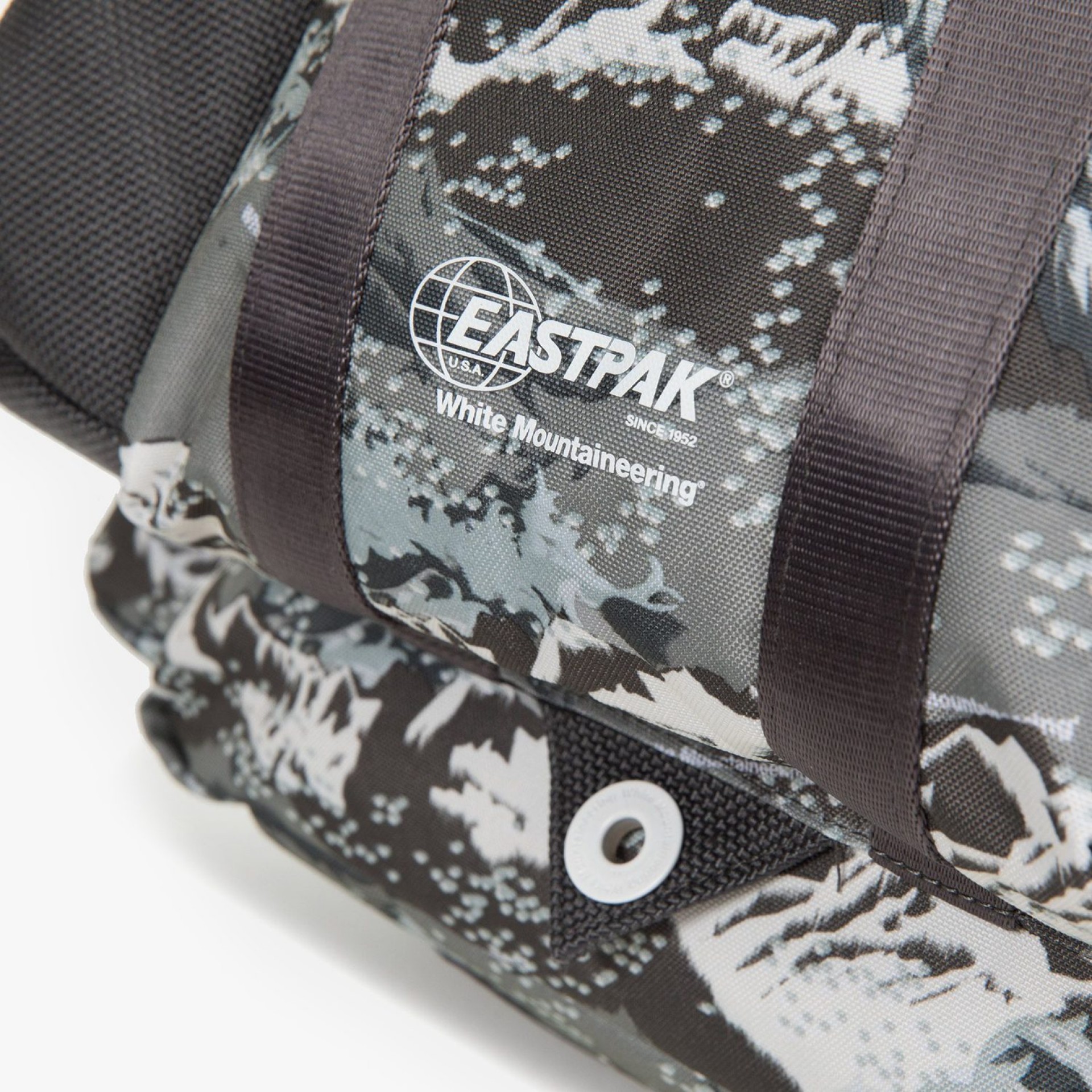 Eastpak White Mountaineering Pak'r Mountain