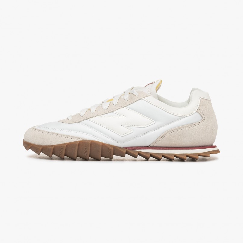 New Balance RC30