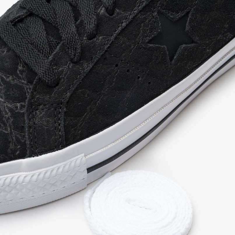 Converse One Star Pro Bones