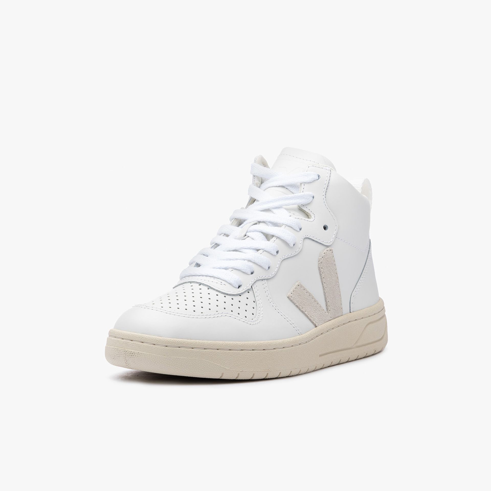Veja V-15 Leather
