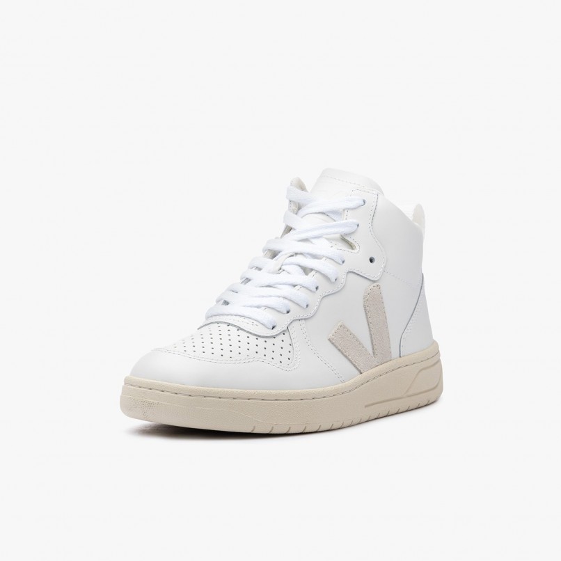 Veja V-15 Leather
