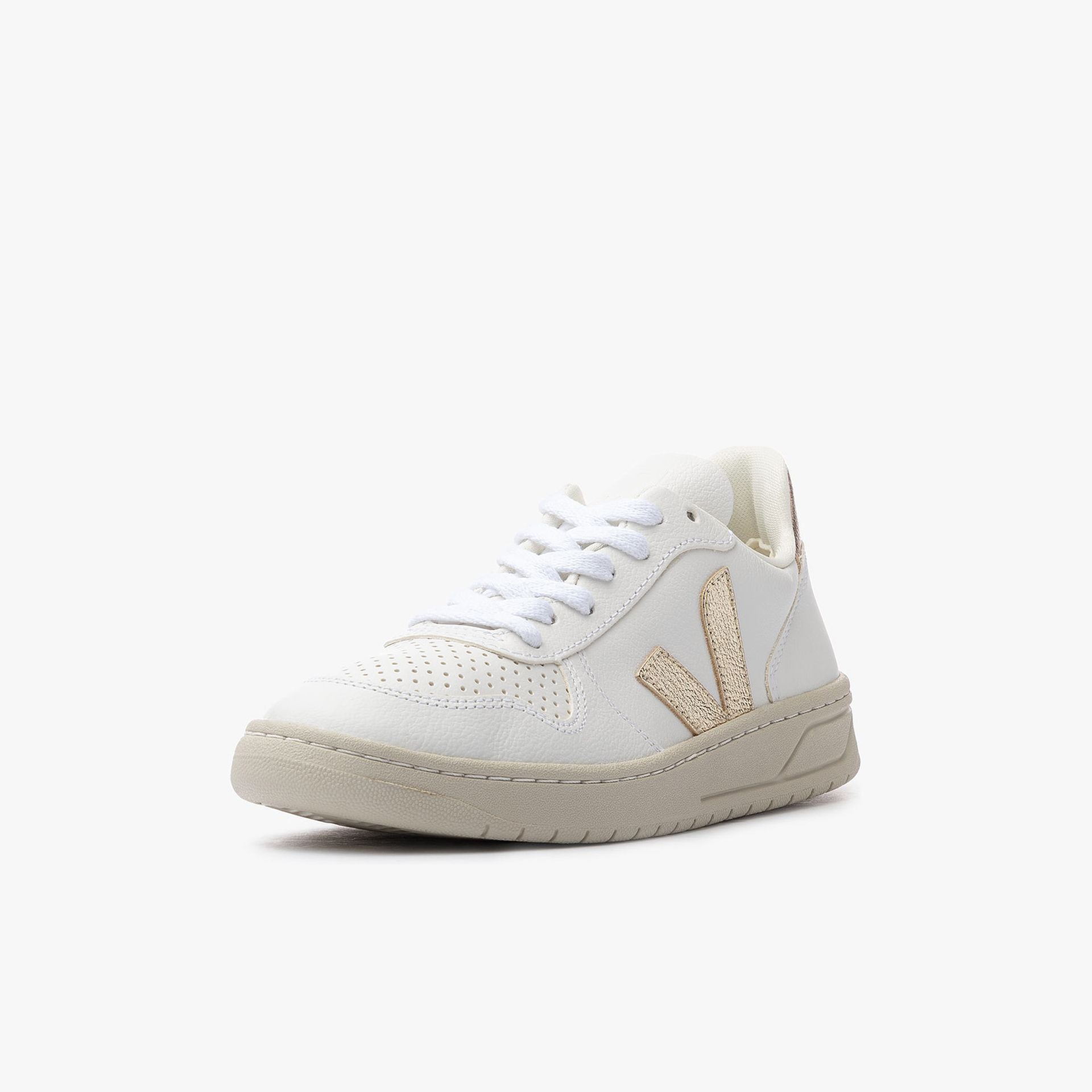 Veja V-10 Chromefree Leather