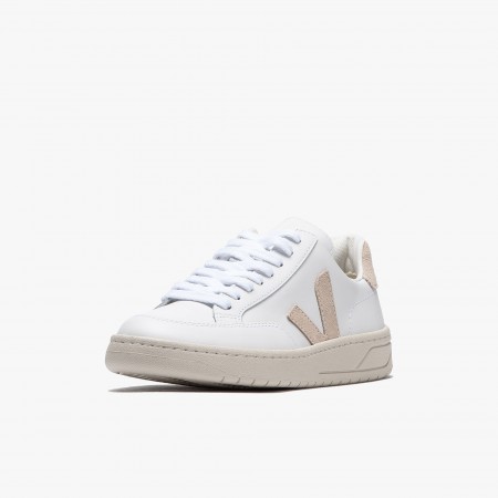Veja V-12 Leather Veja V-12 Leather