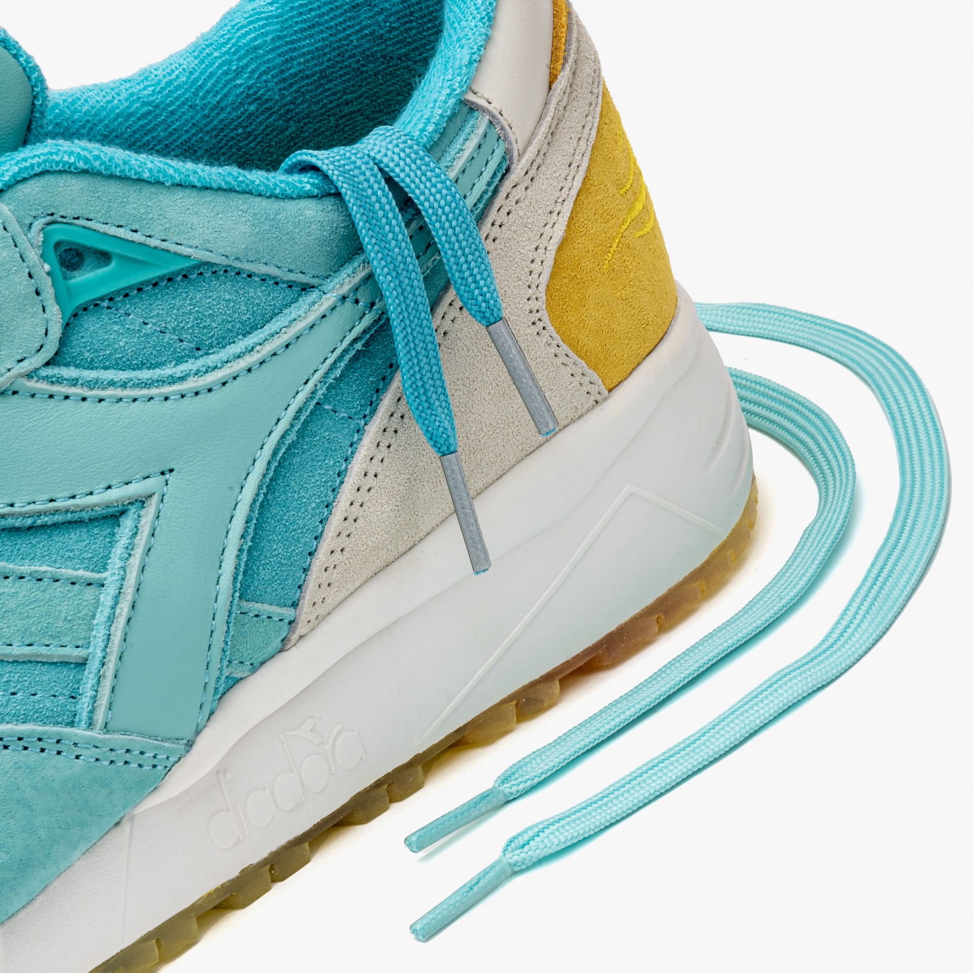 IUTER x Diadora x SPECTRUM N9002 Tour