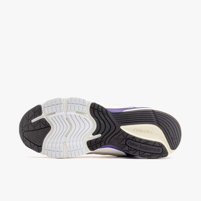 New Balance Made in USA 990v6