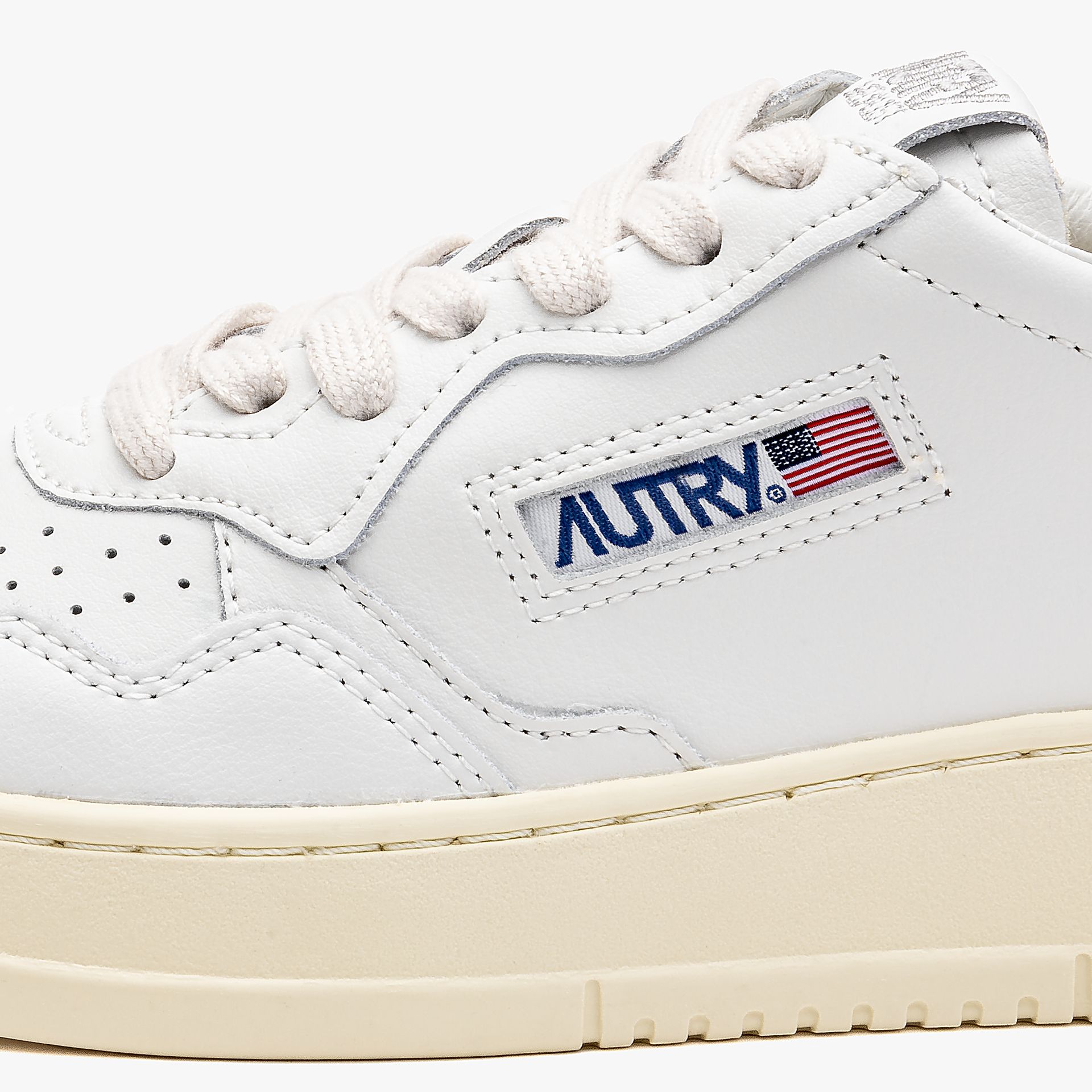 AUTRY Medalist Low Leather