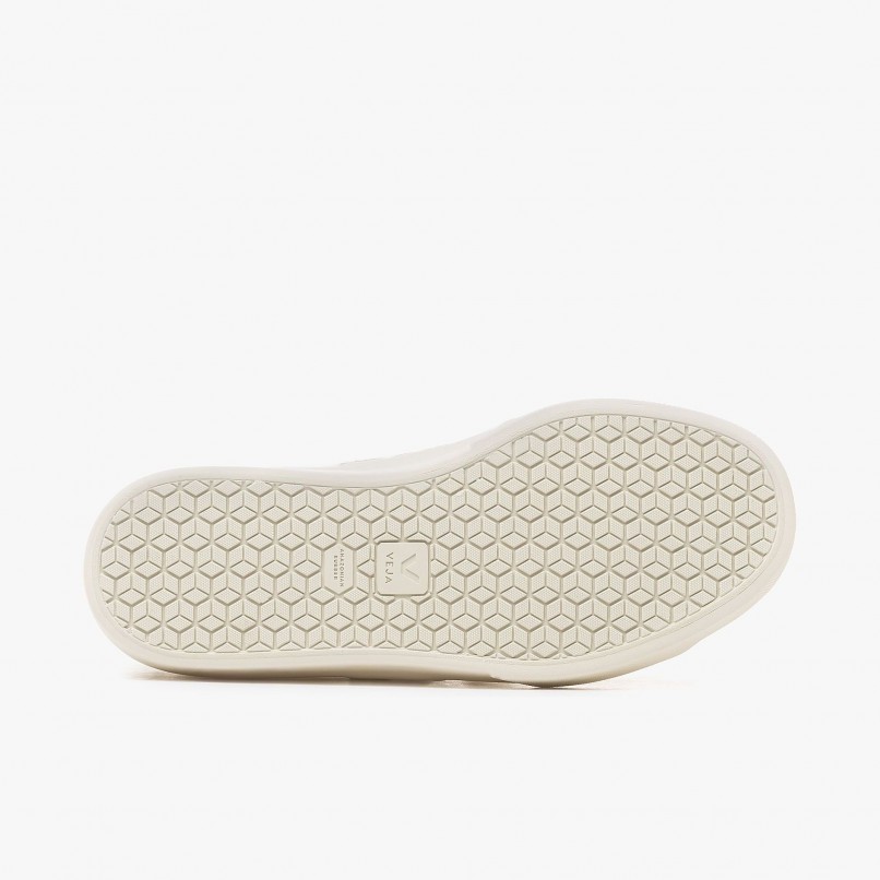 Veja Recife Chromefree Leather