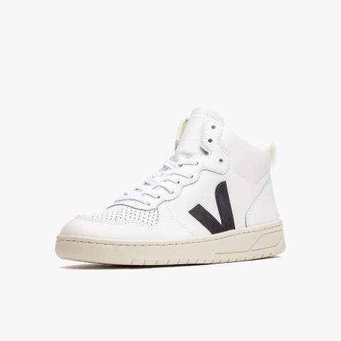 Veja V-15 Leather Veja V-15 Leather