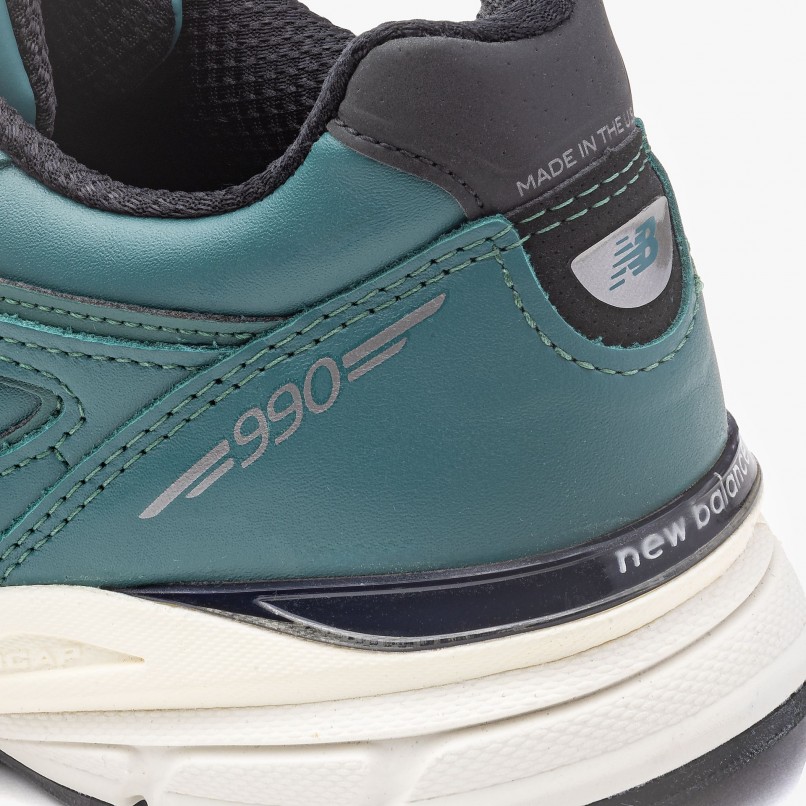 New Balance Made in USA 990v4