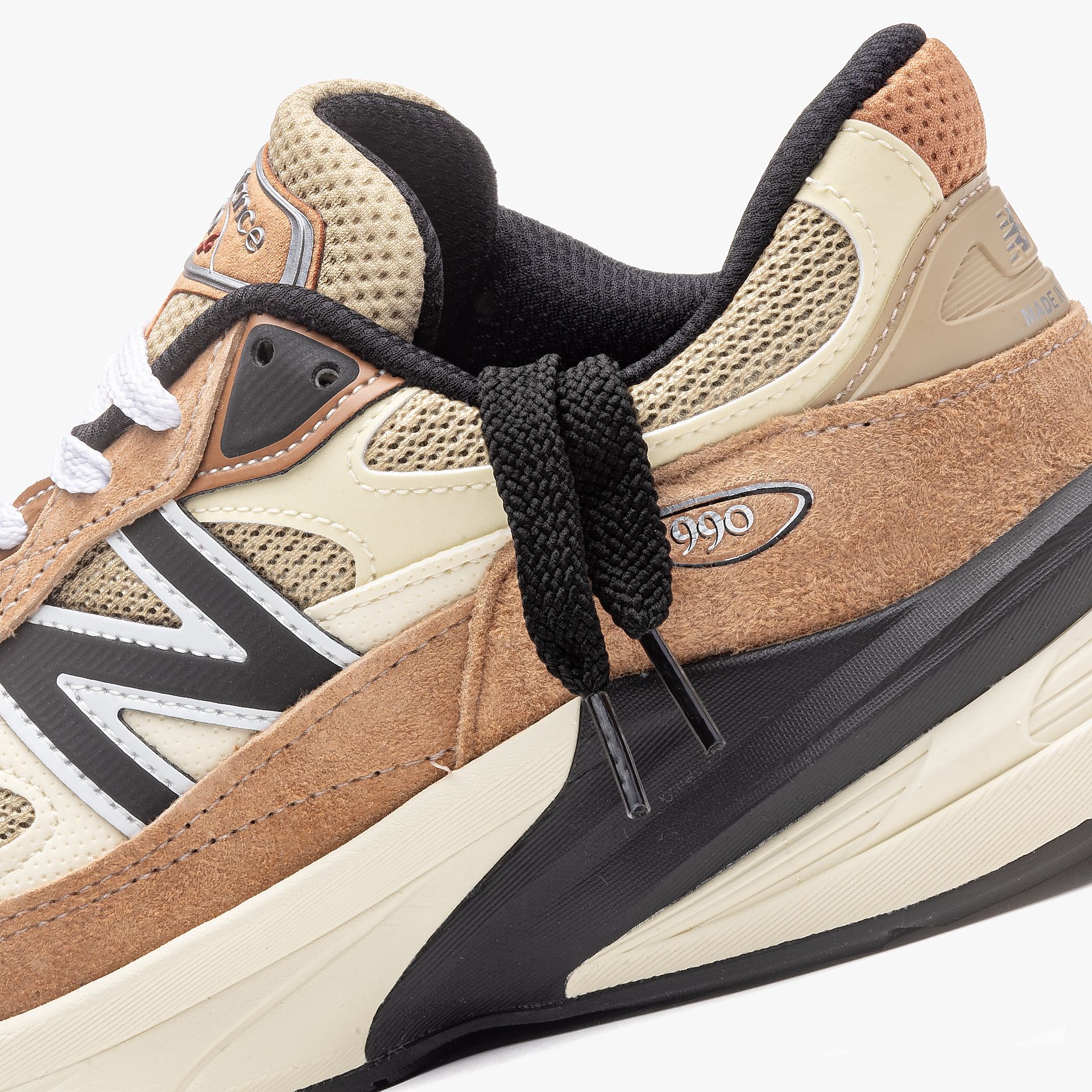 New Balance Made in USA 990v6