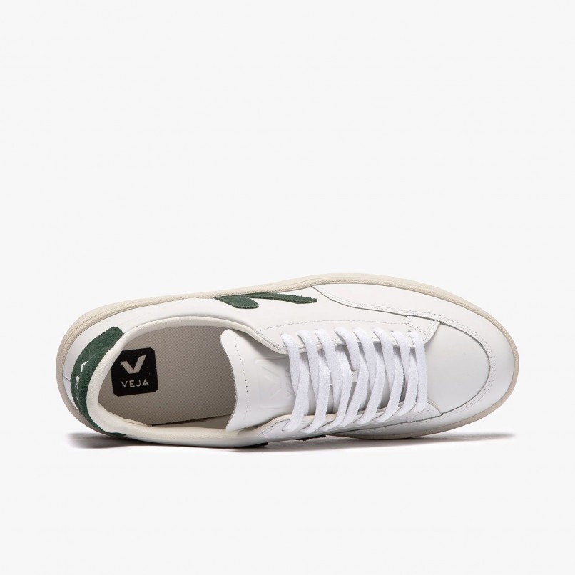 Veja V-12 Leather