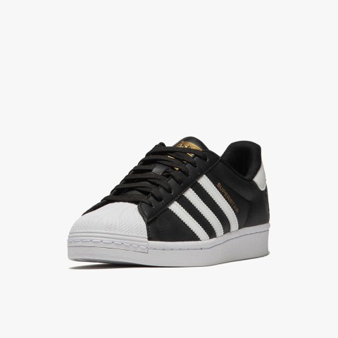 adidas Superstar Vegan