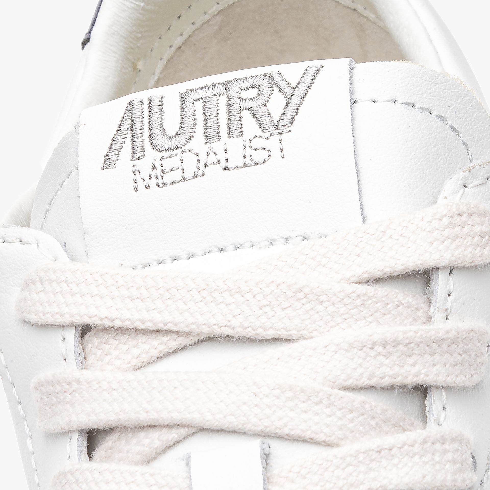 AUTRY Medalist Low Leather