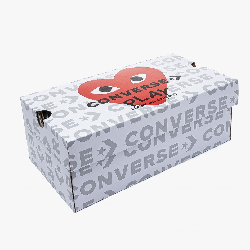 Comme des Garons PLAY x Converse Low Top Red Sole