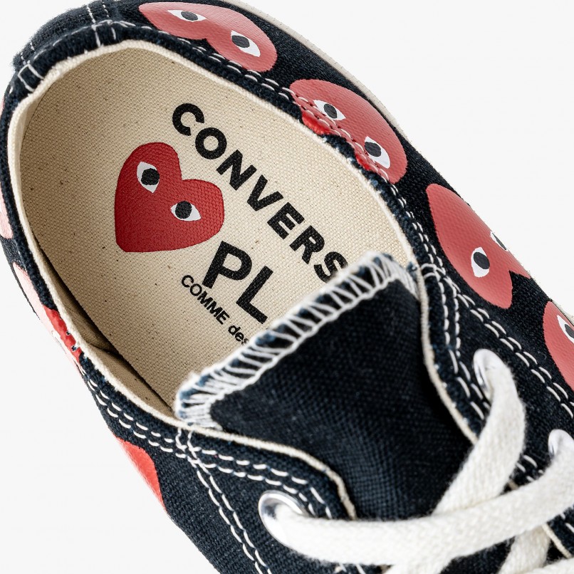 Comme des Garons PLAY x Converse Low Top Multi Heart