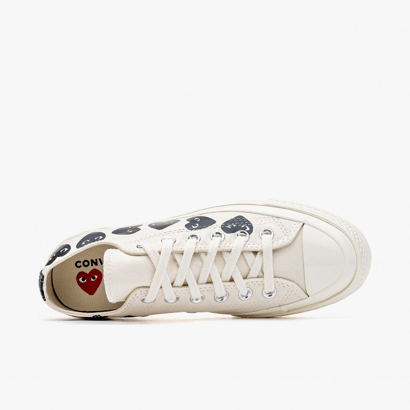 Comme des Garons PLAY x Converse Low Top Multi Heart