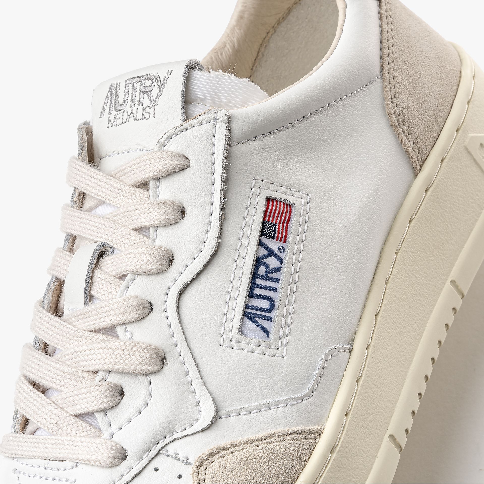 AUTRY Medalist Low Leather