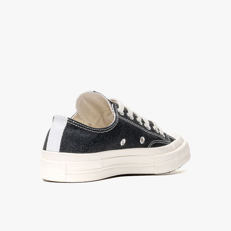 Comme des Garons PLAY x Converse Low Top Small Red