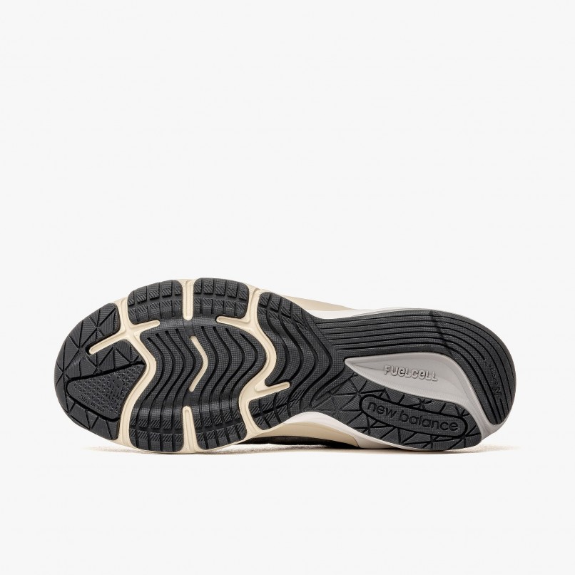 New Balance Made in USA 990v6