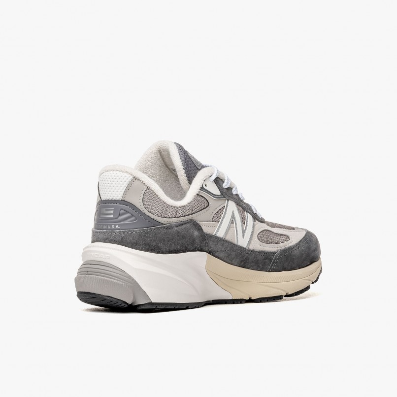 New Balance Made in USA 990v6