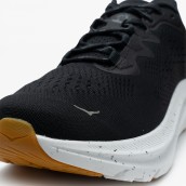 HOKA Kawana 2