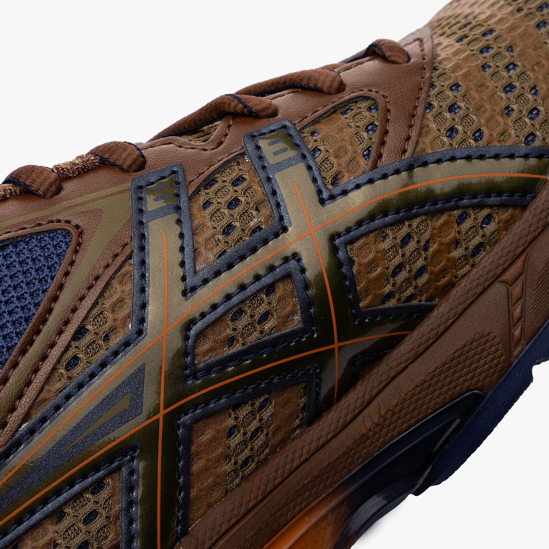 Asics UB9-S Gel-Ds Trainer 14