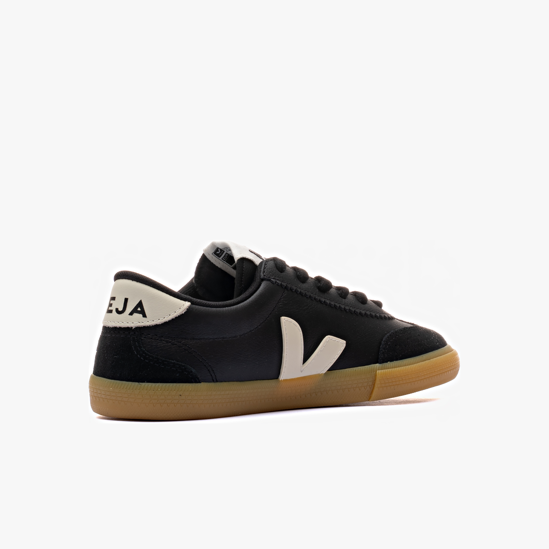 Veja Volley O.T. Leather