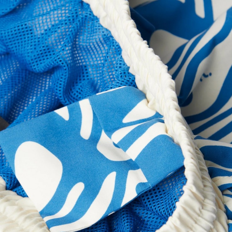 By Parra The blob swim