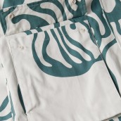 By Parra Half blob hunting