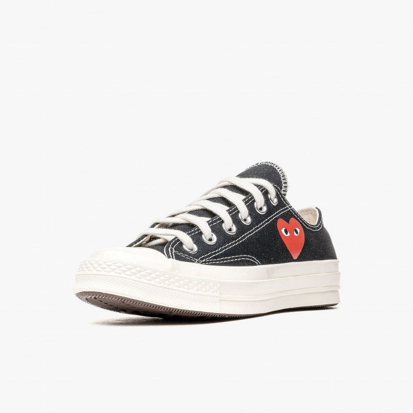 Comme des Garons PLAY x Converse Low Top Small Red