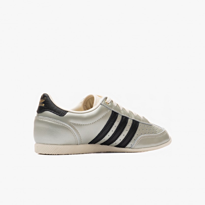 adidas Japan W