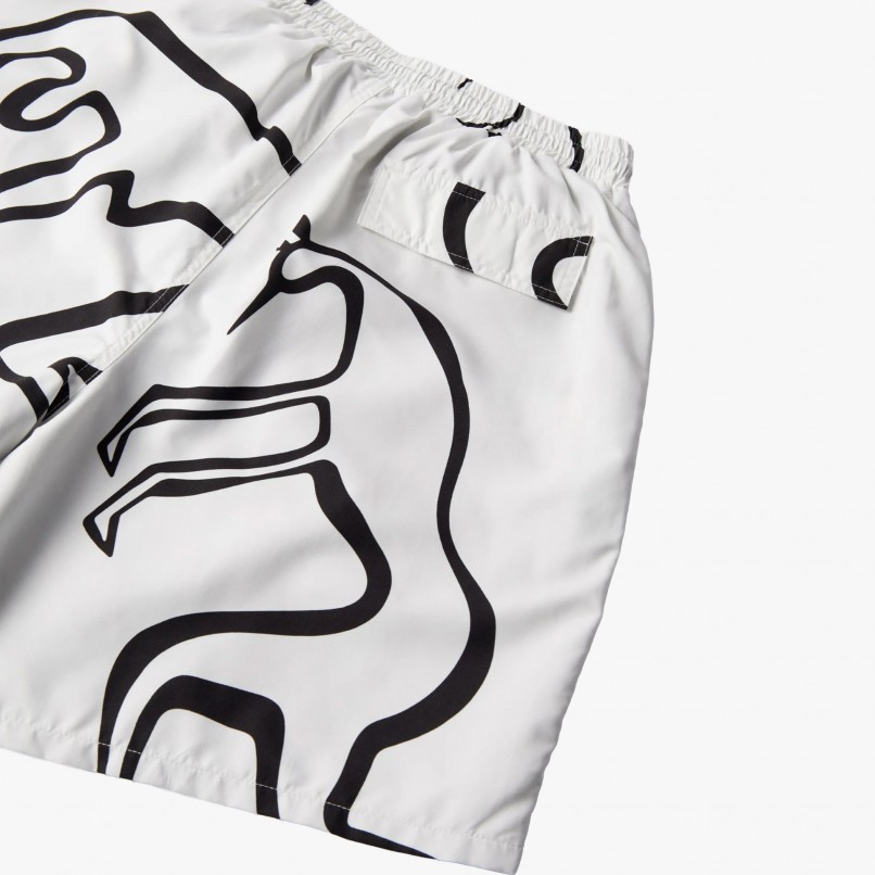 By Parra Yoga walks swim