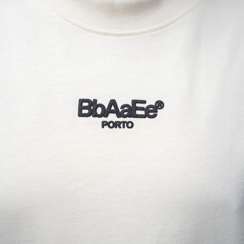 BbAaEe Porto Small Chest Acronym