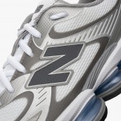 New Balance 2000