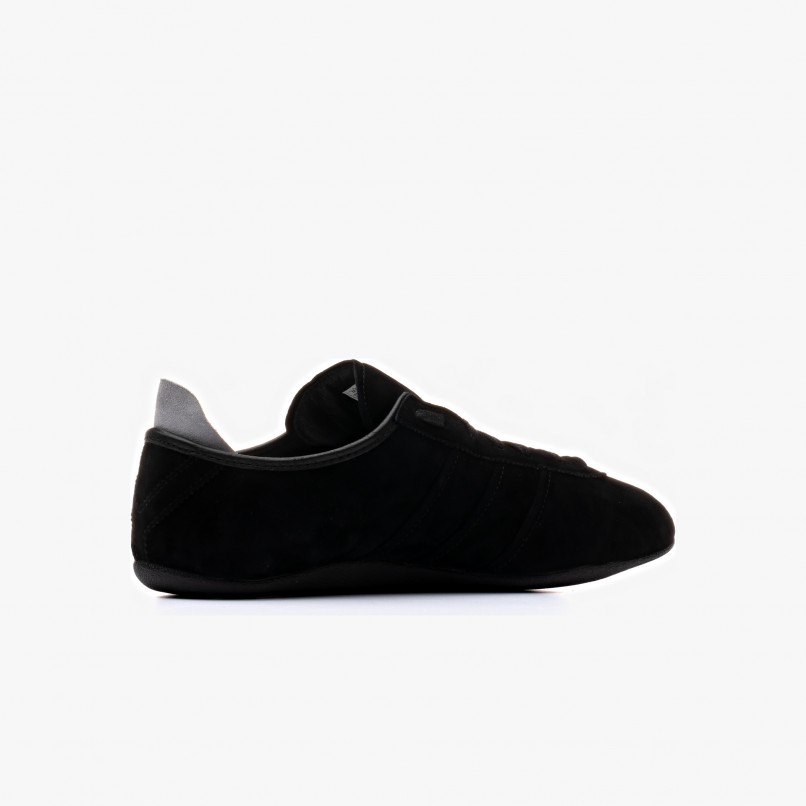 Y-3 Tokyo