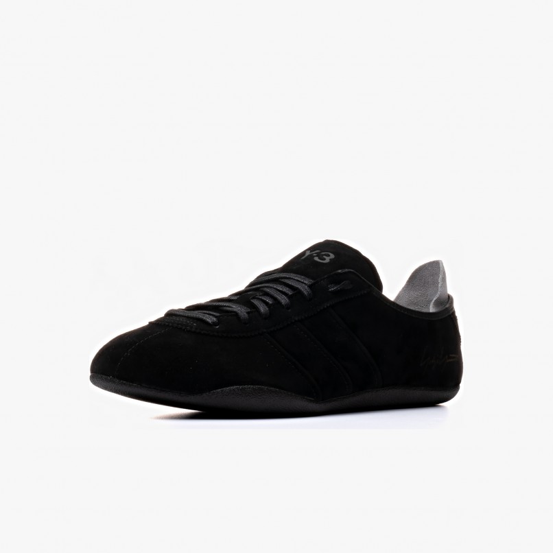 Y-3 Tokyo