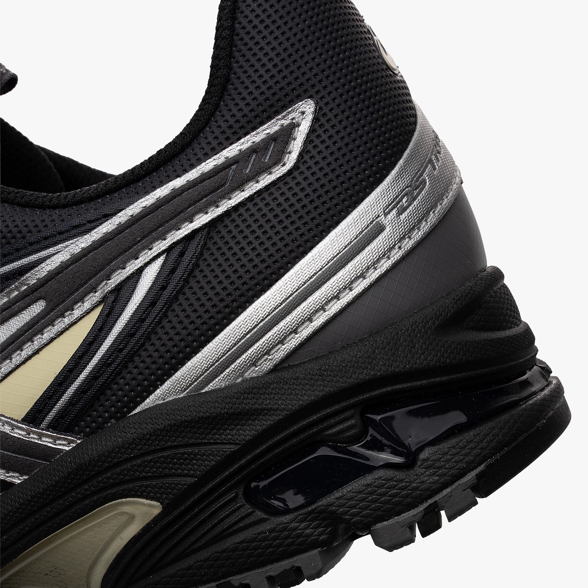 Asics UB11-S Gel-DS Trainer 14