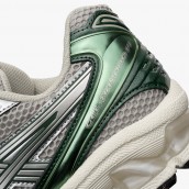 Asics Gel-Kayano 14