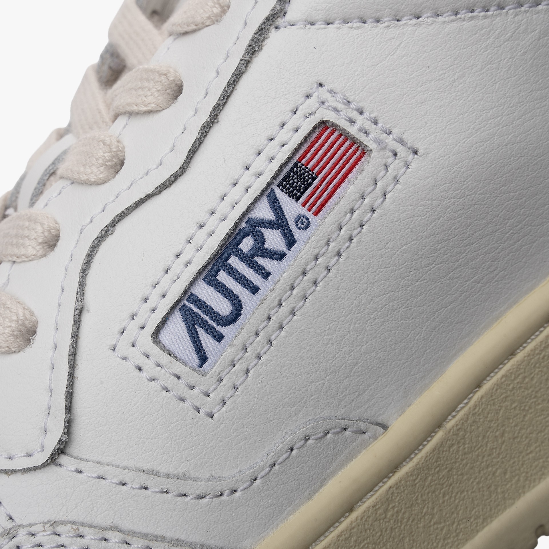 AUTRY Medalist Low Leather