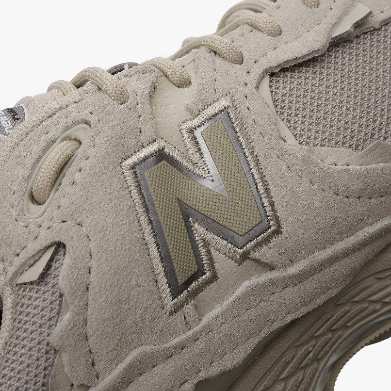 New Balance 2002DX