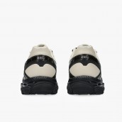 Asics x Finesse Gel-Cumulus 16