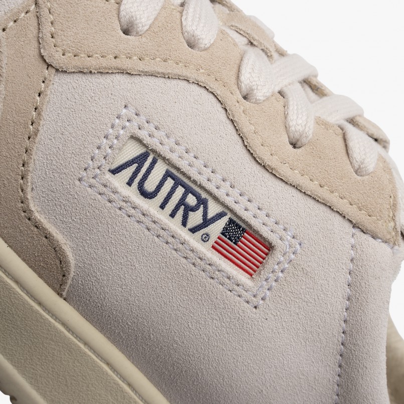 AUTRY Medalist Low