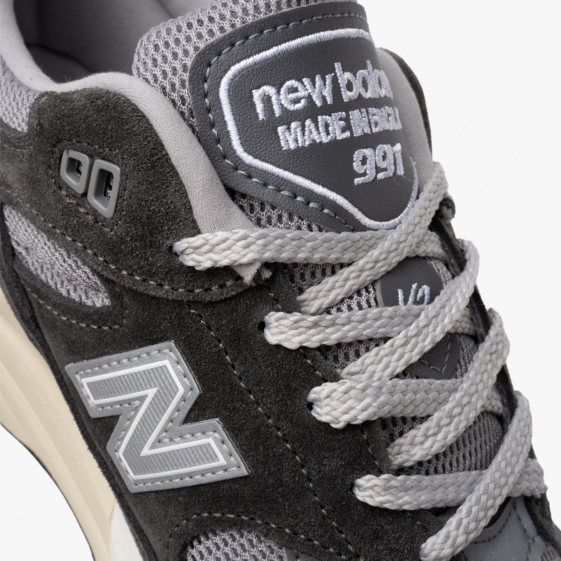 New Balance Made in UK U991v2