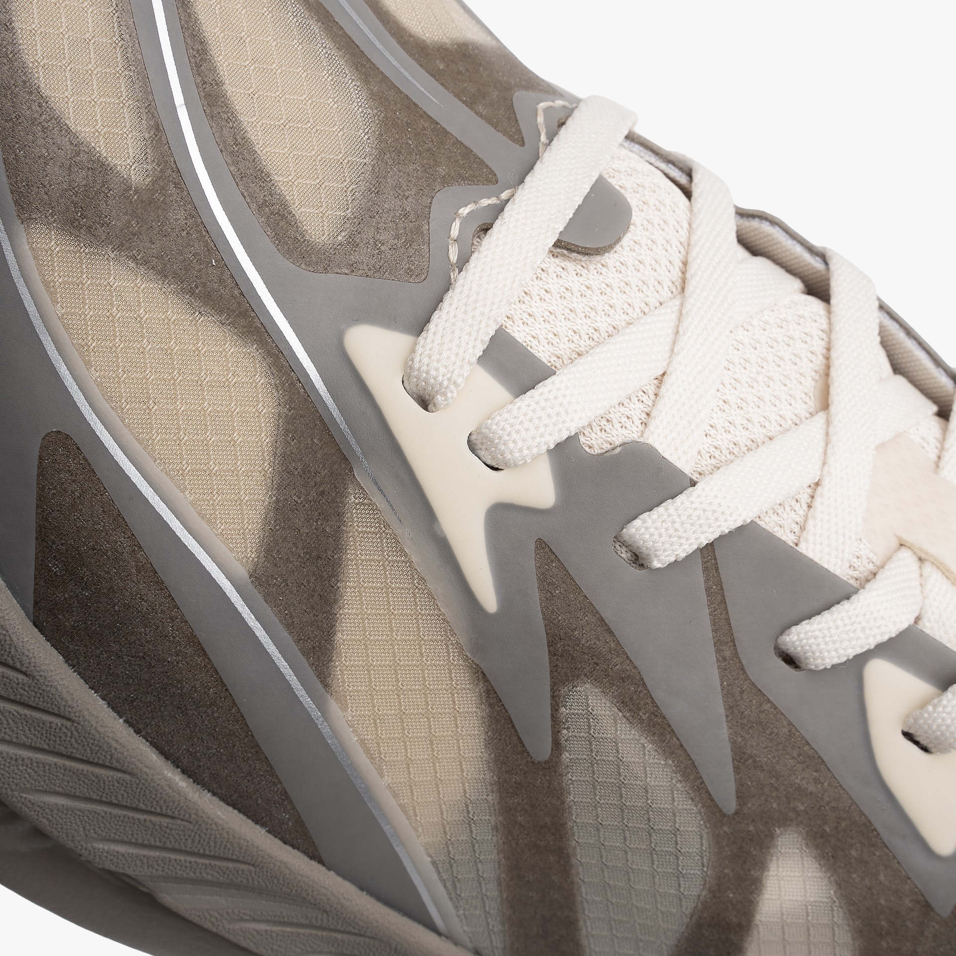 HOKA Mafate Speed 4 Lite