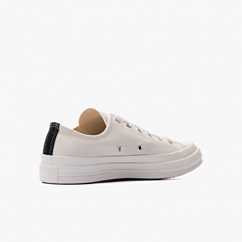 Comme des Gar�ons PLAY x Converse Low Top Small Red
