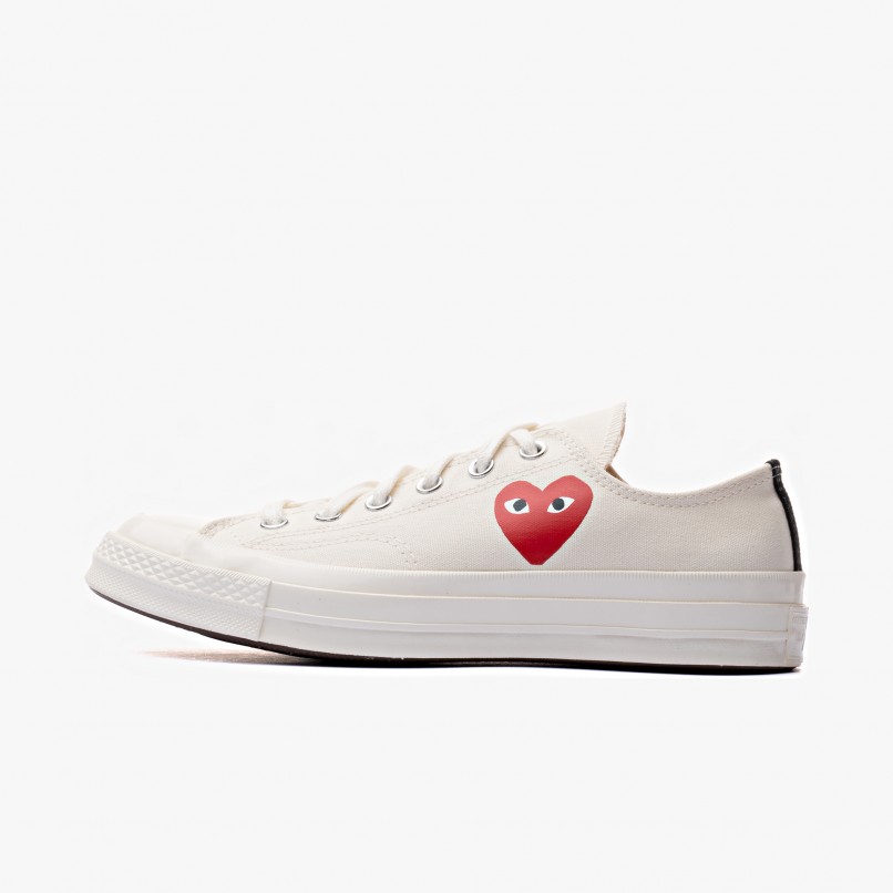 Comme des Gar�ons PLAY x Converse Low Top Small Red