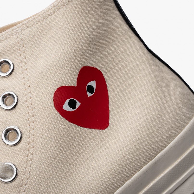Comme des Gar�ons PLAY x Converse CT Hight Top Small Red Hea